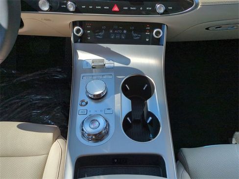 Certified 2026 Genesis GV70 2.5T Select image 17
