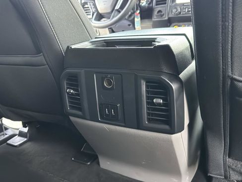 Certified 2019 Ford F150 XL w/ Equipment Group 101A Mid image 25