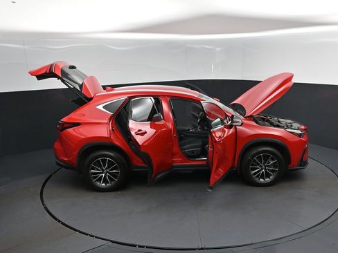 Used 2024 Lexus NX 250 FWD w/ Towing Package (2000 Lbs) image 50