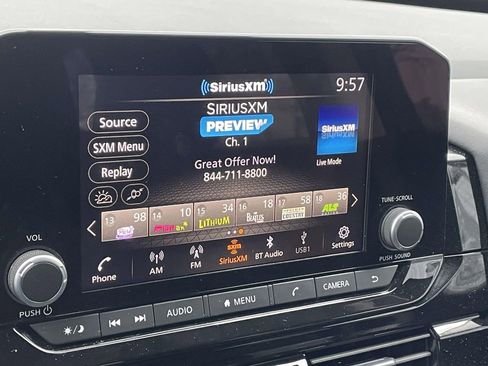 Used 2024 Nissan Pathfinder SV image 25