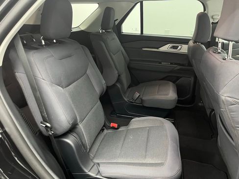 New 2026 Ford Explorer Active image 32