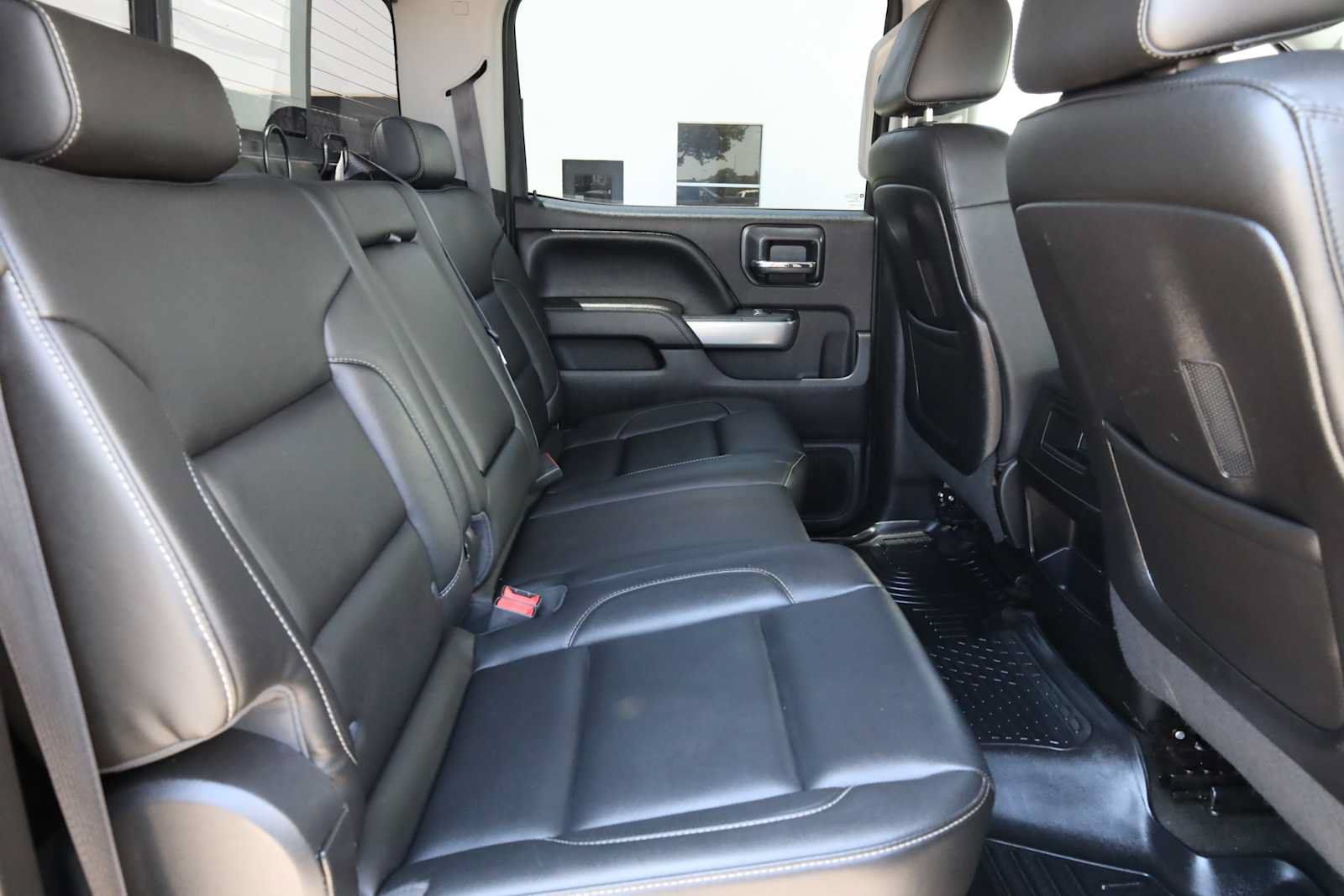 Used 2015 Chevrolet Silverado 2500 LTZ w/ Duramax Plus Package AWD/4WD image 36