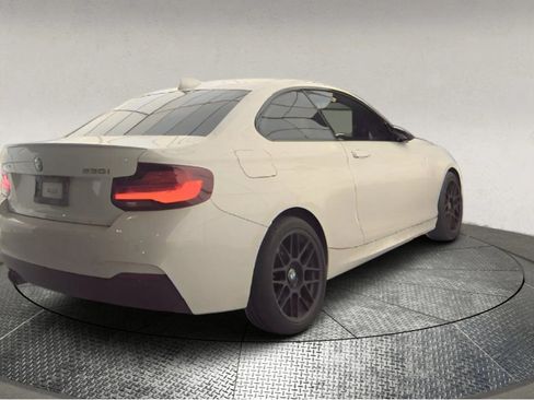 Used 2020 BMW 230i xDrive Coupe image 2