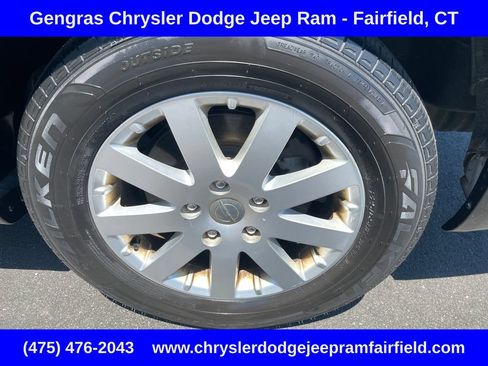 Used 2015 Chrysler Town & Country Touring w/ Driver Convenience Group FWD image 26