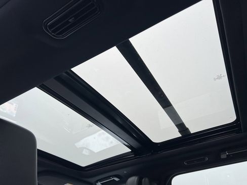 Used 2020 Lincoln Navigator L Reserve w/ Equipment Group 208A Reserve image 34