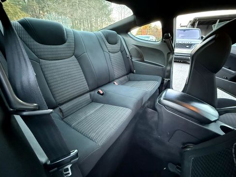 Used 2013 Hyundai Genesis 2.0T image 12