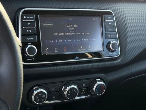 Used 2024 Nissan Kicks S image 16