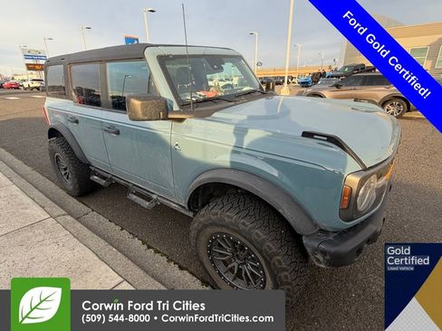 Used 2023 Ford Bronco Black Diamond image 17