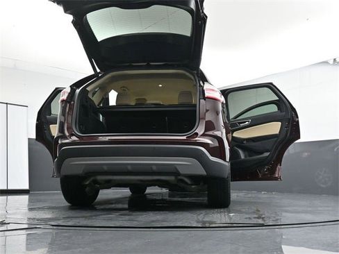 Used 2022 Ford Edge SEL w/ Convenience Package image 42