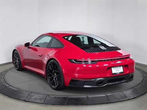 Used 2024 Porsche 911 Carrera S image 3