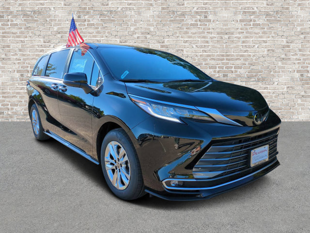 New 2026 Toyota Sienna Limited AWD/4WD image 1