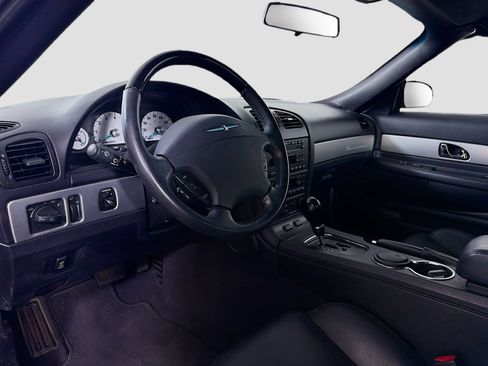 Used 2005 Ford Thunderbird RWD image 17