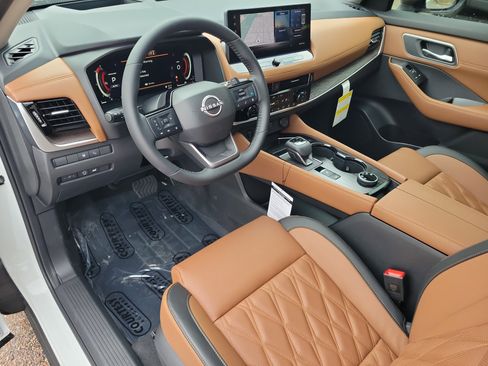 New 2026 Nissan Rogue Platinum image 23