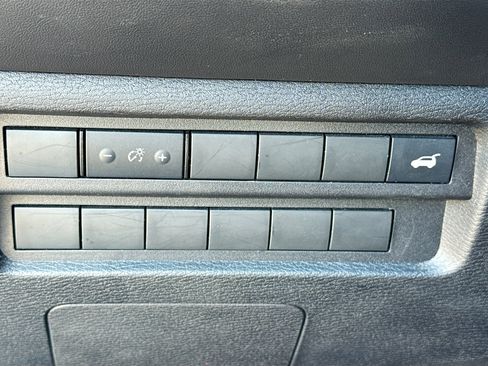 Used 2024 Mitsubishi Outlander SE Black Edition image 35