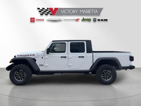 New 2026 Jeep Gladiator Mojave image 2