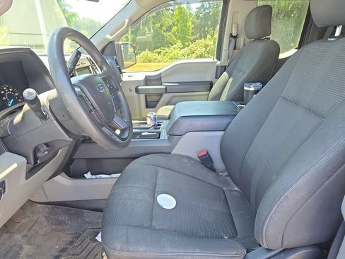 Used 2018 Ford F150 XL w/ Equipment Group 101A Mid AWD/4WD image 4
