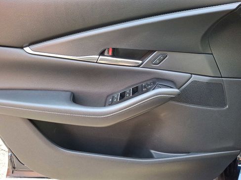 Used 2023 MAZDA CX-30 AWD 2.5 S w/ Preferred Package image 12