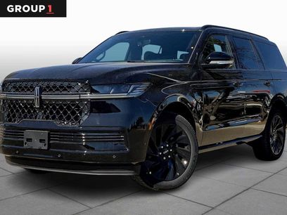 New 2025 Lincoln Navigator Reserve w/ Jet Appearance Package