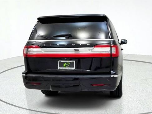 Used 2021 Lincoln Navigator Reserve AWD/4WD image 7