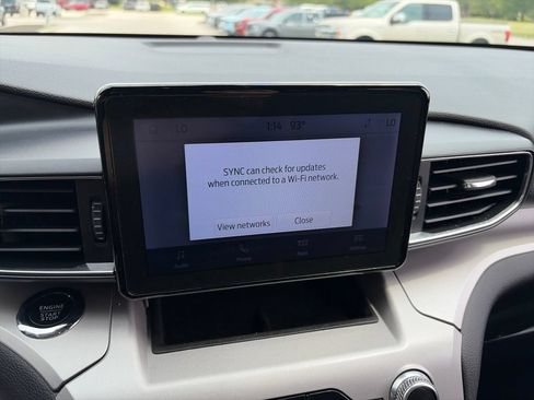 Used 2023 Ford Explorer XLT w/ Equipment Group 202A AWD/4WD image 19