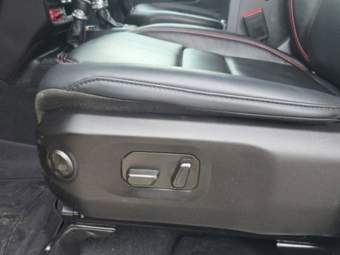 Used 2024 Jeep Wrangler Unlimited Rubicon image 28