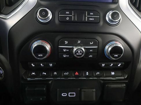 Used 2020 GMC Sierra 1500 SLT w/ SLT Premium Plus Package AWD/4WD image 56