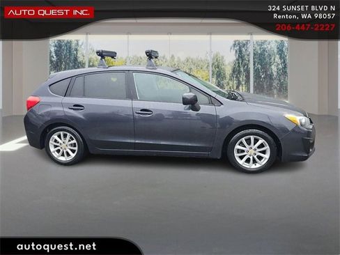 Used 2013 Subaru Impreza 2.0i Premium w/ All-Weather Pkg image 4