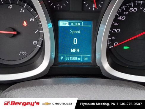 Used 2017 Chevrolet Equinox LT image 21