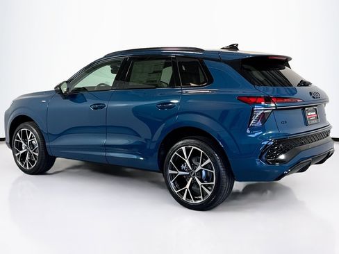 New 2026 Audi Q3 quattro 2.0T AWD/4WD image 7