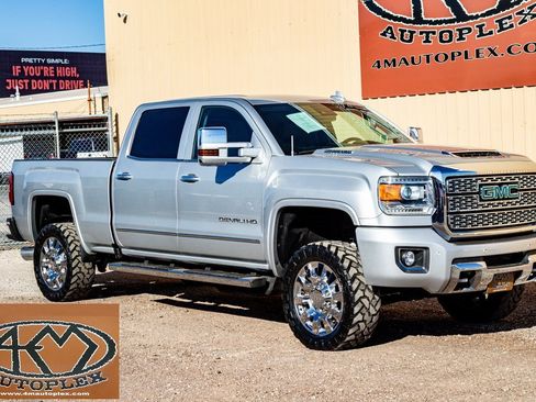 Used 2019 GMC Sierra 2500 Denali w/ Duramax Plus Package image 1