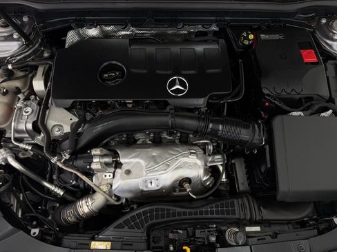 Used 2022 Mercedes-Benz CLA 250 image 31