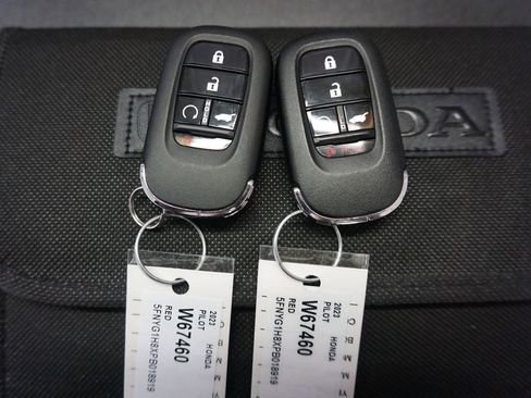 Used 2023 Honda Pilot Elite image 20