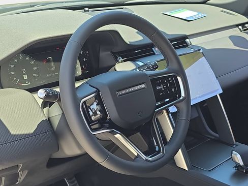 New 2026 Land Rover Discovery Sport Landmark AWD/4WD image 16