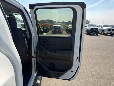 Used 2026 Nissan Frontier S AWD/4WD image 16