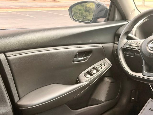 Used 2025 Nissan Sentra S FWD image 21