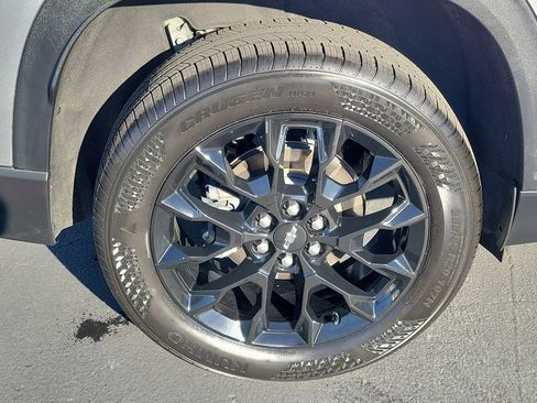 Used 2024 Chevrolet Traverse LS w/ Midnight/Sport Edition image 26