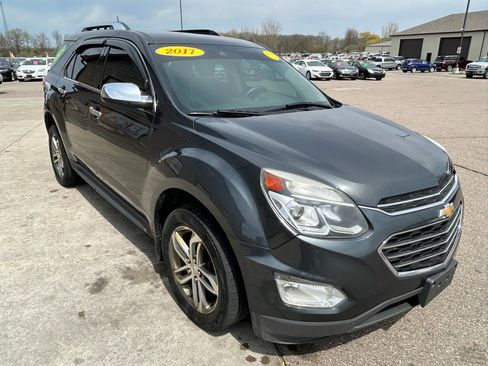 Used 2017 Chevrolet Equinox Premier w/ True North Edition AWD/4WD image 3