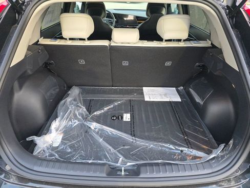 New 2025 Kia Niro EX image 18