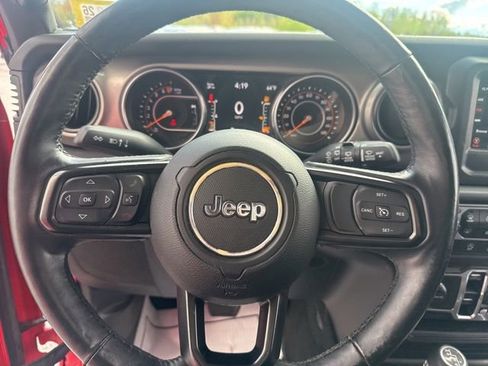 Used 2018 Jeep Wrangler Unlimited Sport S AWD/4WD image 11