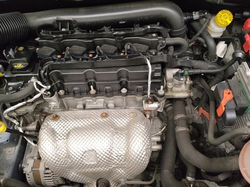 Used 2021 Jeep Renegade Latitude w/ Convenience Group image 30