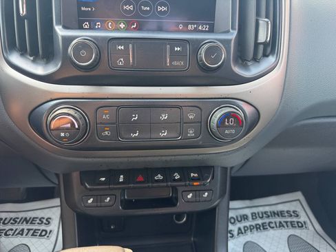 Used 2020 Chevrolet Colorado Z71 AWD/4WD image 15