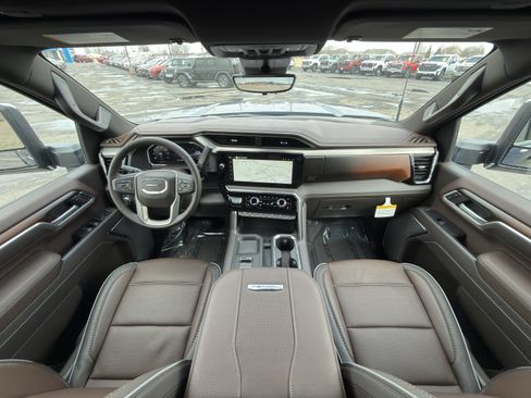 New 2026 GMC Sierra 3500 Denali w/ Denali Reserve Package image 2