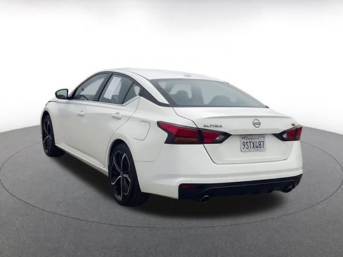 Used 2025 Nissan Altima 2.5 SR image 11