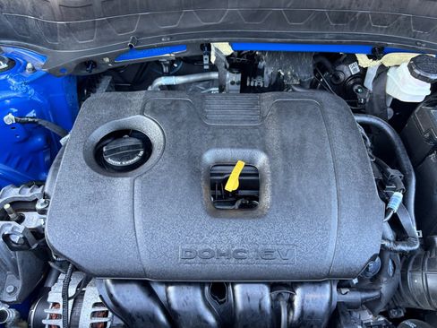 Used 2023 Kia Seltos S w/ Navigation Package image 17