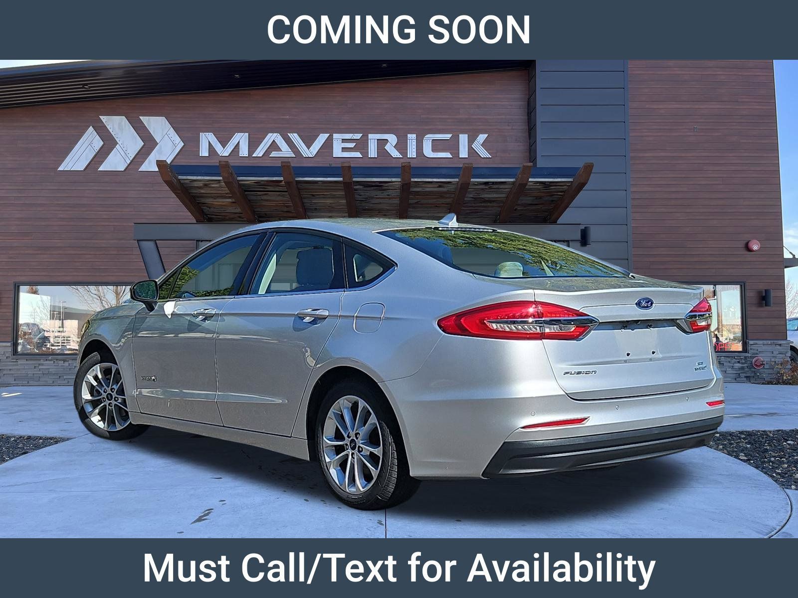 Used 2019 Ford Fusion SE FWD image 4