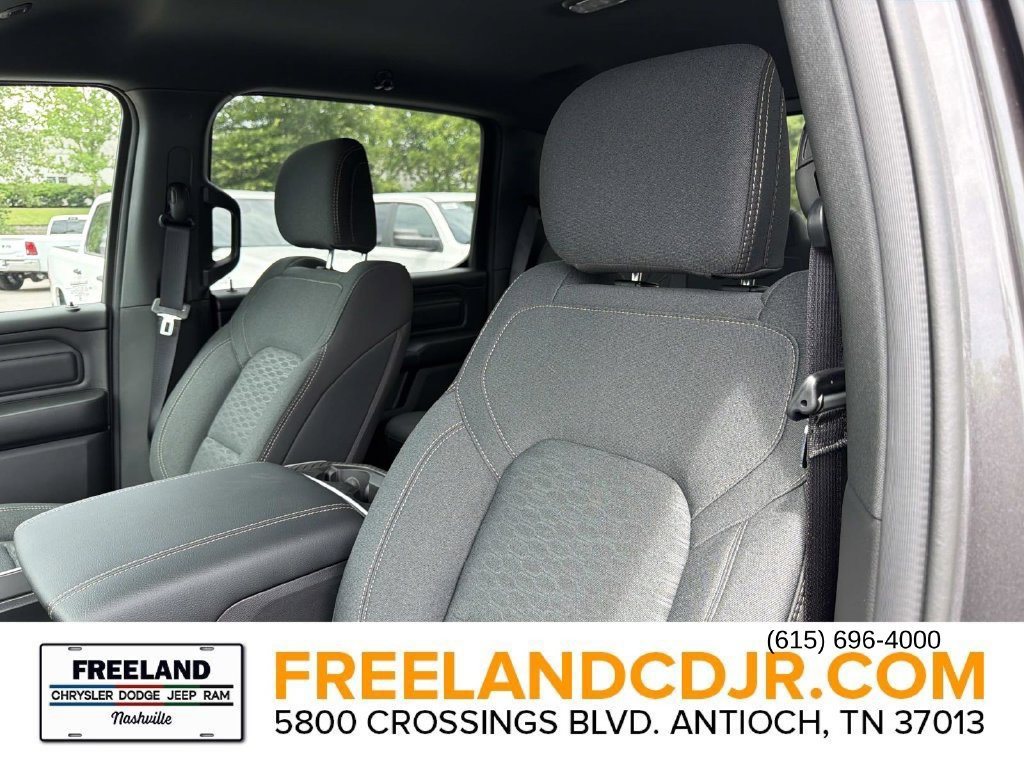 New 2026 RAM 1500 Express AWD/4WD image 21