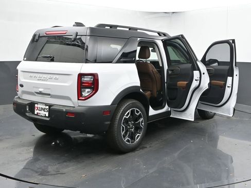 New 2025 Ford Bronco Sport Outer Banks w/ Outer Banks Tech Package+ image 57