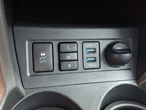 Used 2012 Toyota RAV4 Limited w/ Premium Plus Value Pkg AWD/4WD image 23