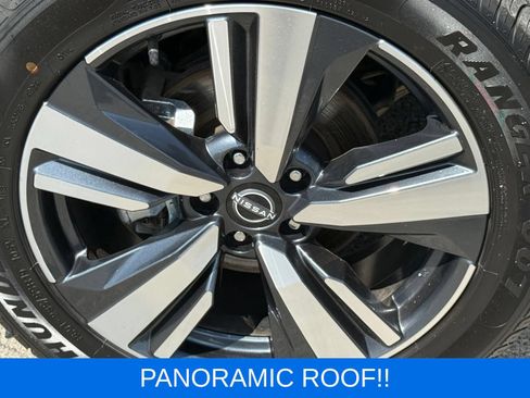 Used 2023 Nissan Rogue SL w/ SL Premium Package AWD/4WD image 17