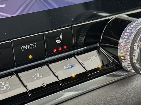 New 2026 GMC Canyon Elevation w/ Convenience Package image 21